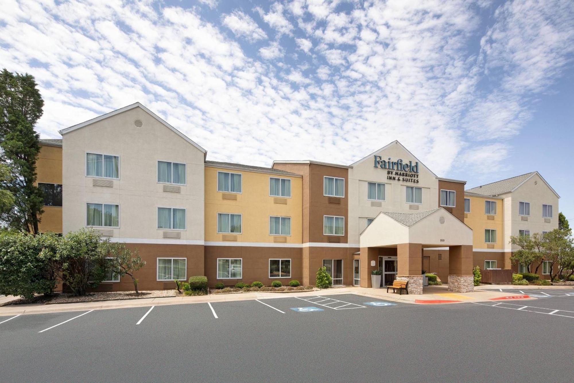 Fairfield Inn & Suites Austin University Area Dış mekan fotoğraf