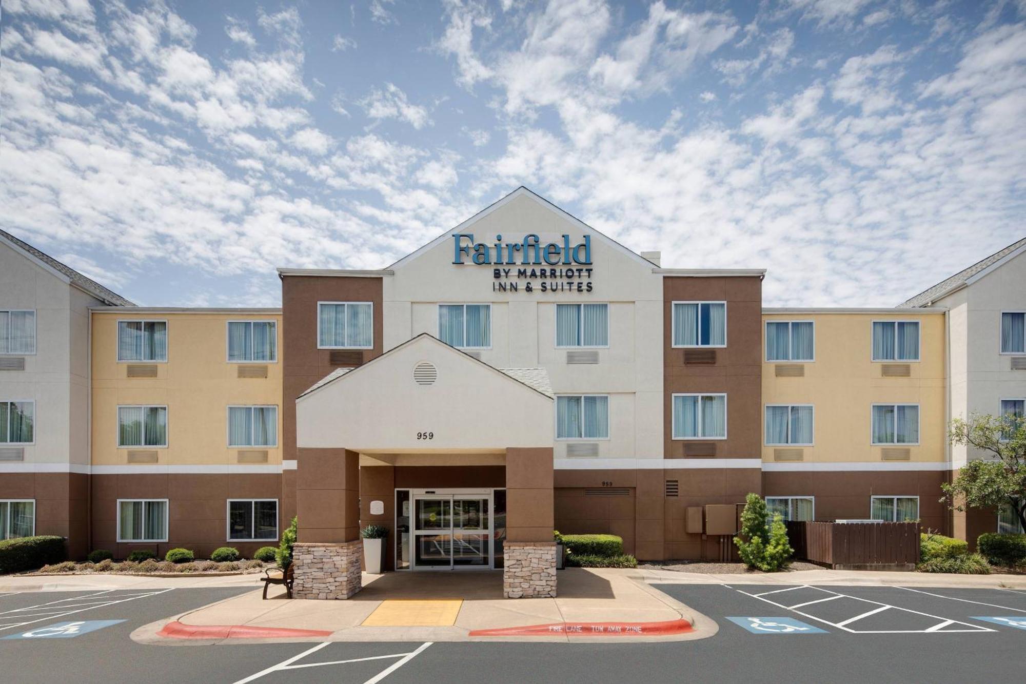 Fairfield Inn & Suites Austin University Area Dış mekan fotoğraf